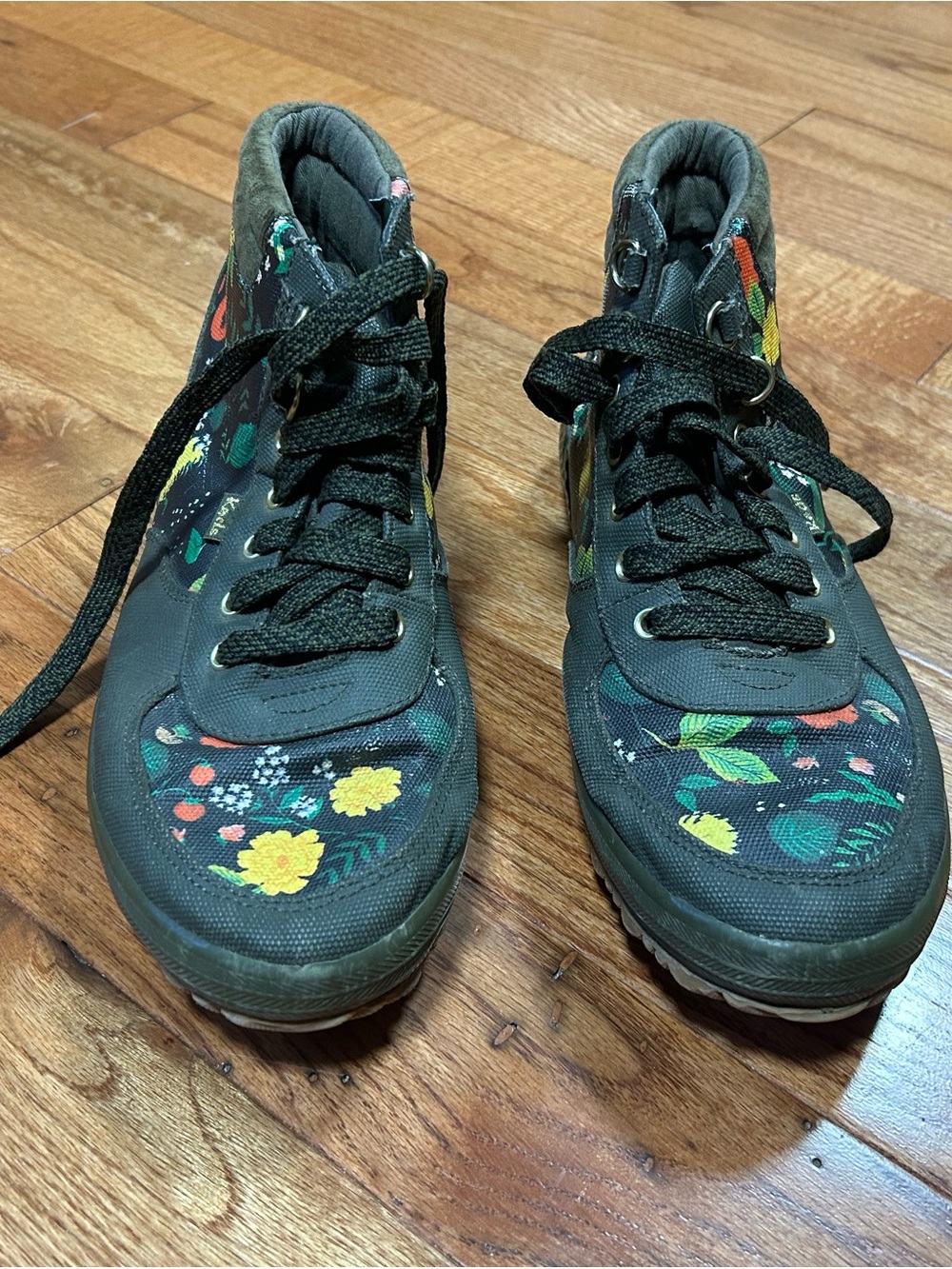 Keds x rifle paper co green Floral High-Top Sneakers size 9.5 women’s